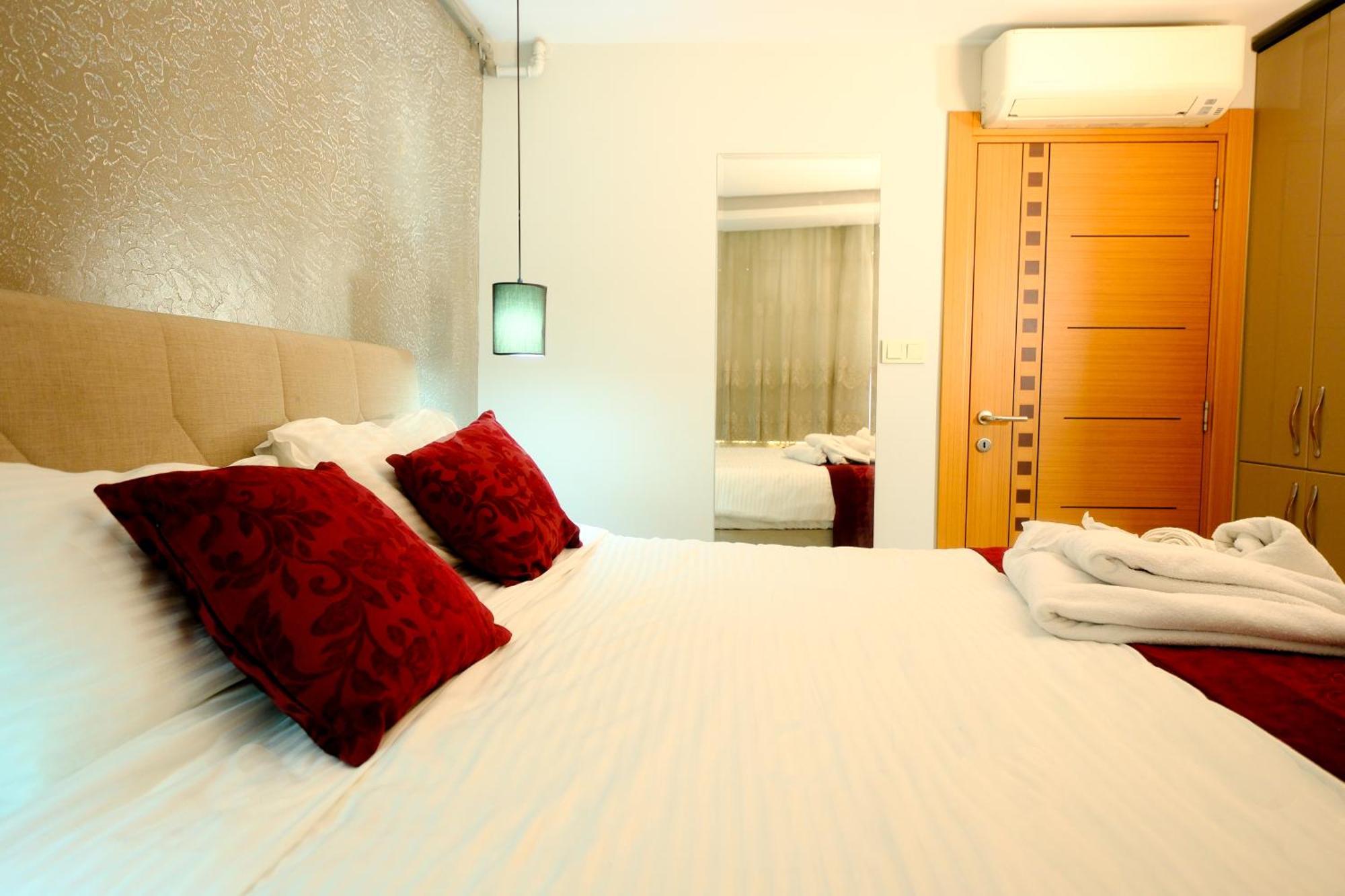 Taksim Celebi Suites Estambul Exterior foto